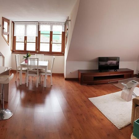 Atico Cine Colon Apartment Ribadeo Luaran gambar