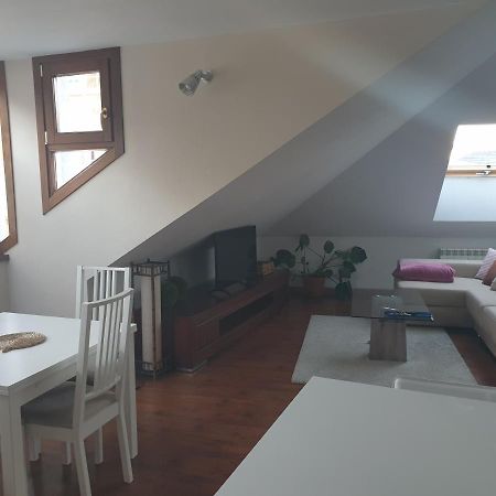 Atico Cine Colon Apartment Ribadeo Luaran gambar