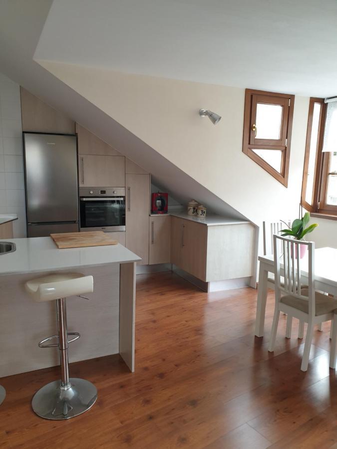 Atico Cine Colon Apartment Ribadeo Luaran gambar