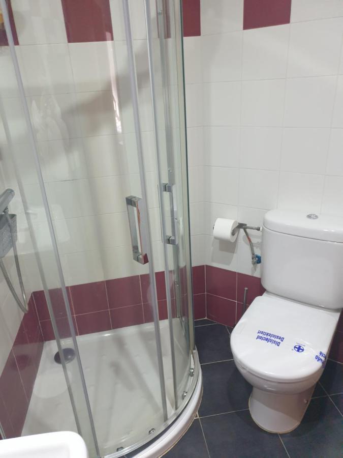 Atico Cine Colon Apartment Ribadeo Luaran gambar