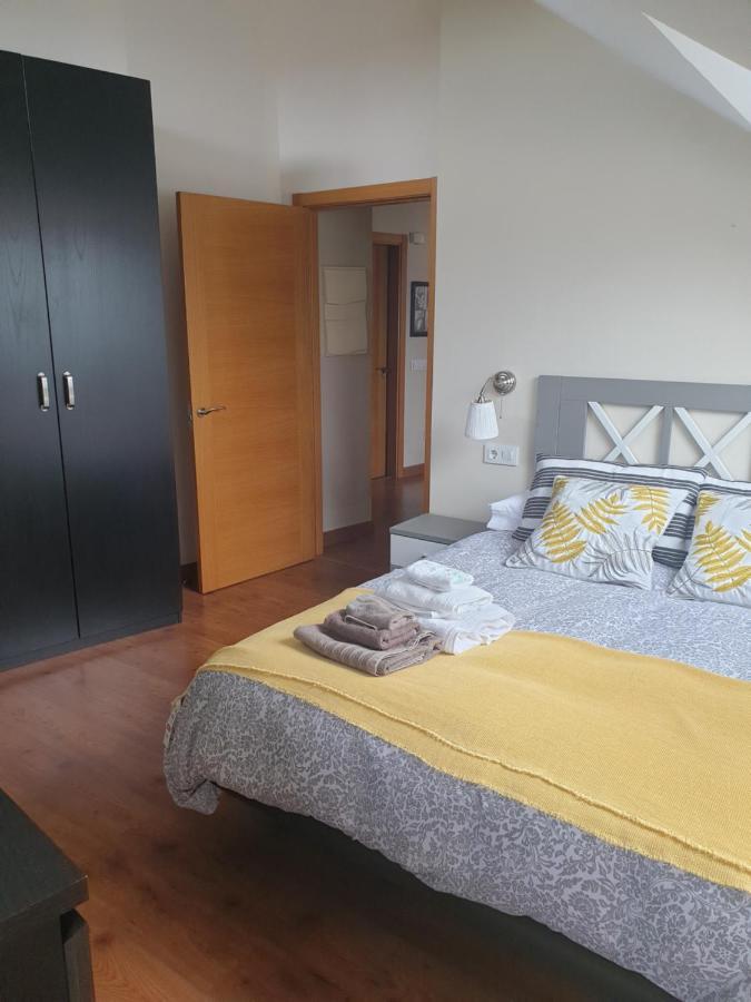 Atico Cine Colon Apartment Ribadeo Luaran gambar