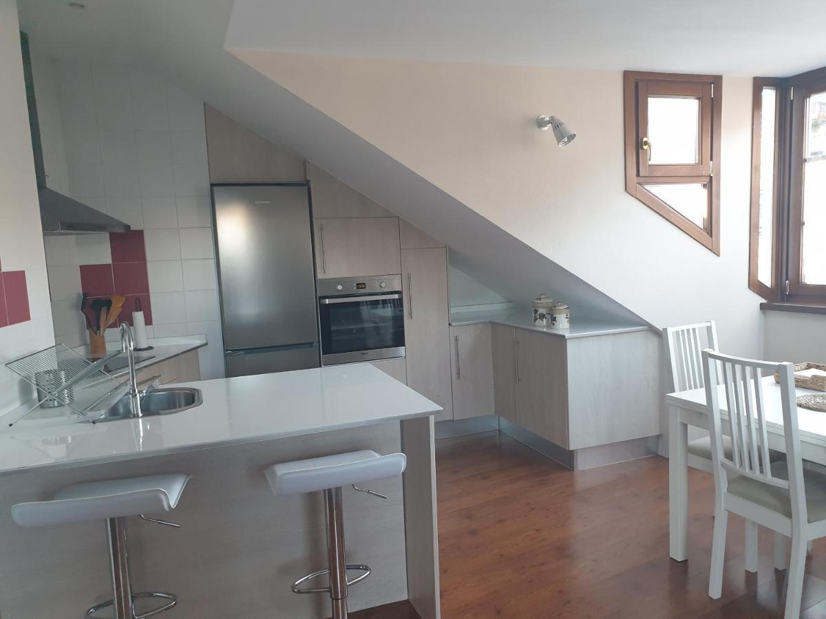 Atico Cine Colon Apartment Ribadeo Luaran gambar