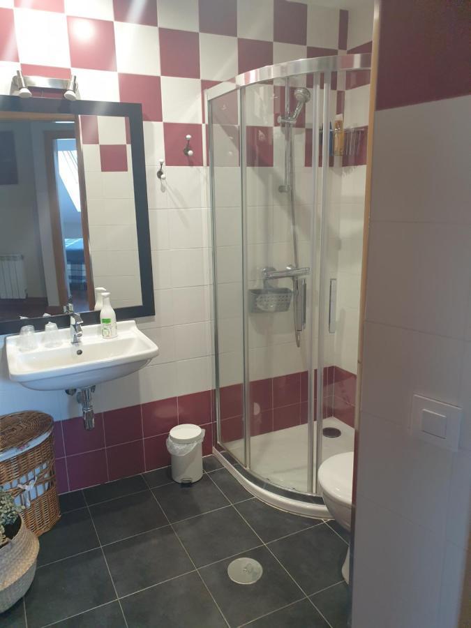 Atico Cine Colon Apartment Ribadeo Luaran gambar